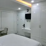 Paris Hotel